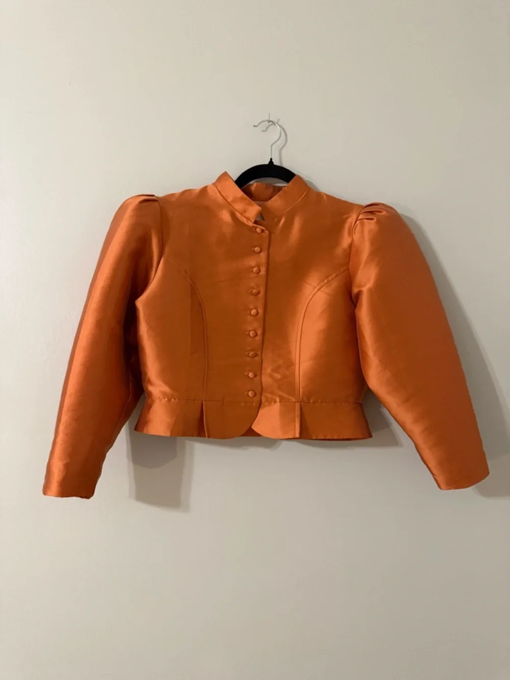 Destree Amoako Satin Jacket Apricot NWT - Picture 4 of 7